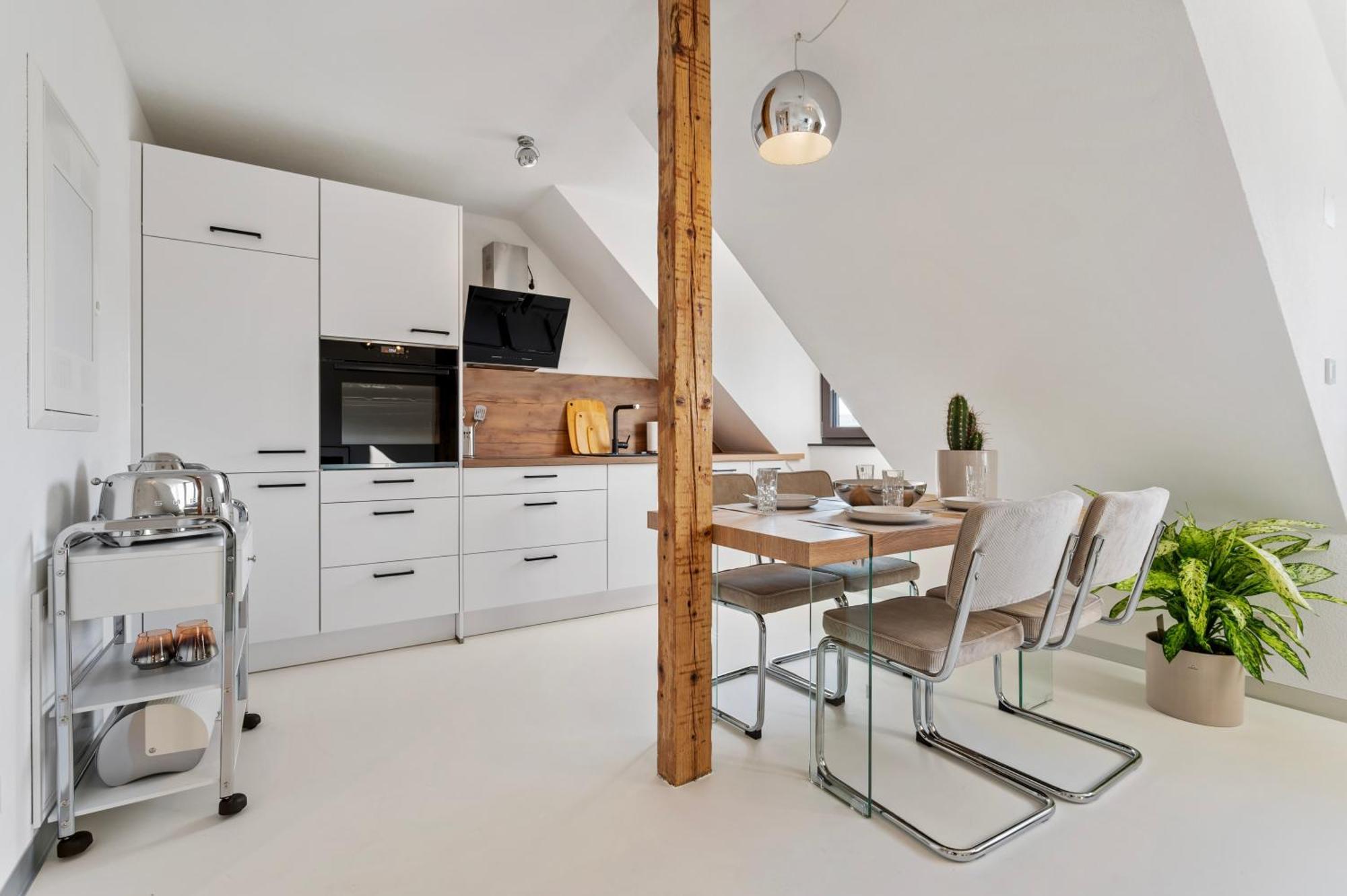 Stuttgart Lux Living - Stilvolles Wohnen Im Zentrum Extérieur photo